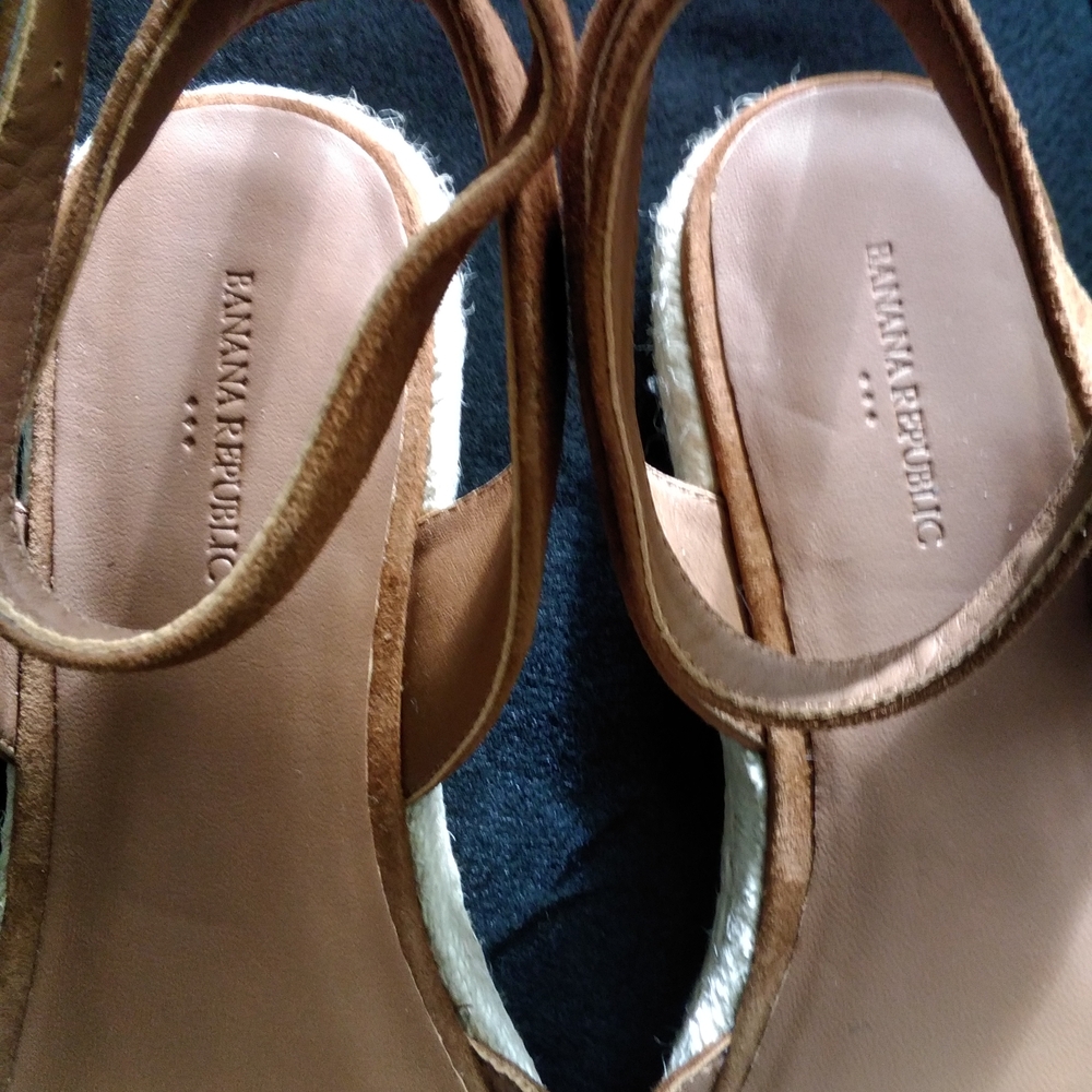 NWOT Banana Republic Factory Tan Espadrille Ankle-Strap Flats with Cream Toe - Picture 5 of 15